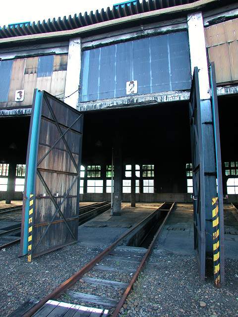 扇形機関庫 (新) (鉄道模型) - ホビーサーチ 鉄道模型 N
